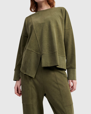 alembika-urban-sirocco-crewneck-top-olive image 2