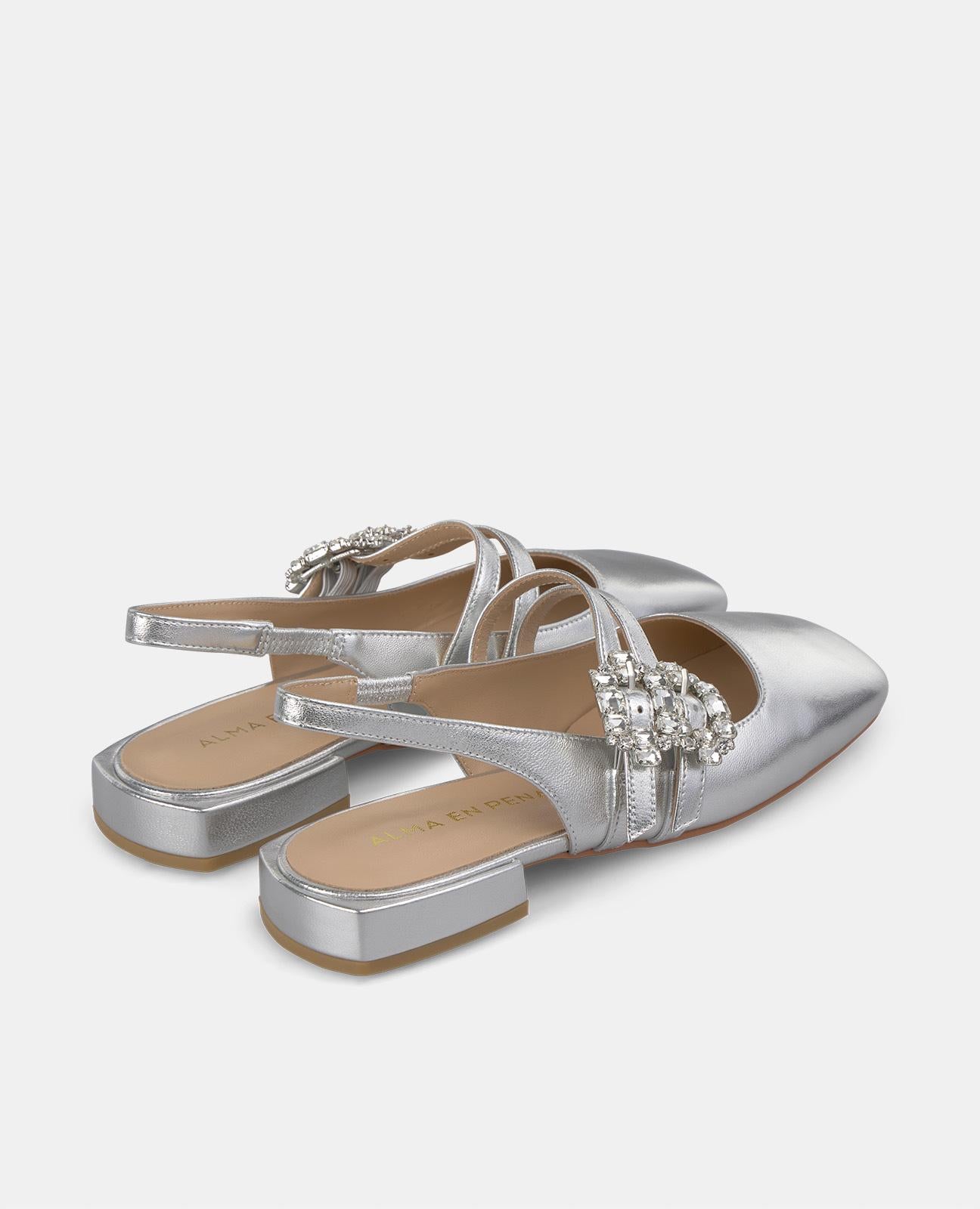 alma-en-pena-flacher-schuh-silber-mit-strass-schnallen-2-cm image 3