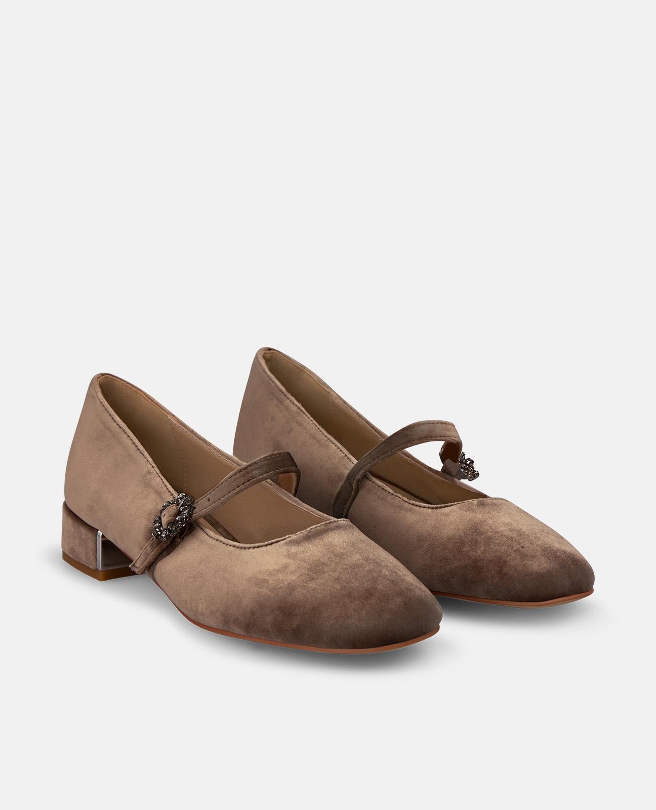 alma-en-pena-velvet-flats-ballerina-vis-n-samt-blumen-schnalle image 2