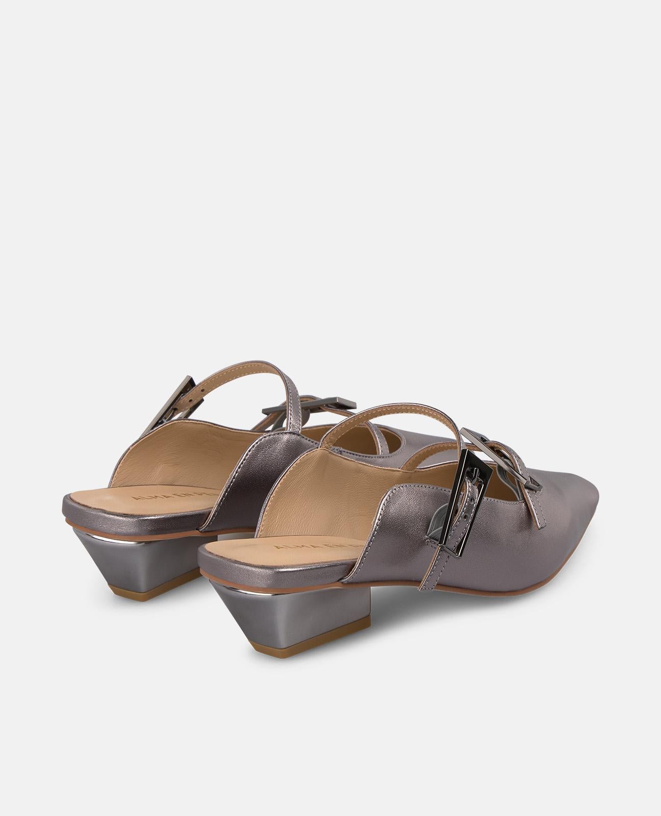 alma-en-pena-mule-with-straps-pantolette-silber-metallic-5-cm-blockabsatz image 3