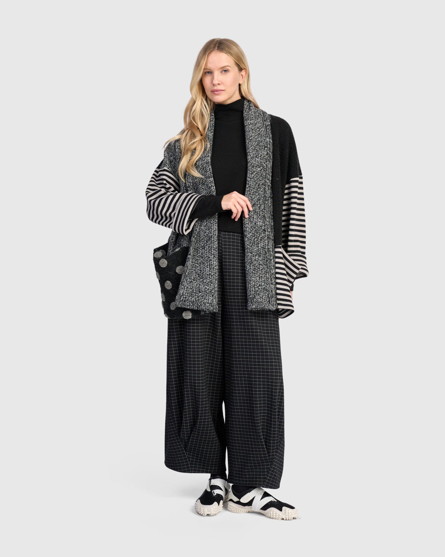 alembika-urban-elsie-cardigan-storm-mix-strickjacke image 3