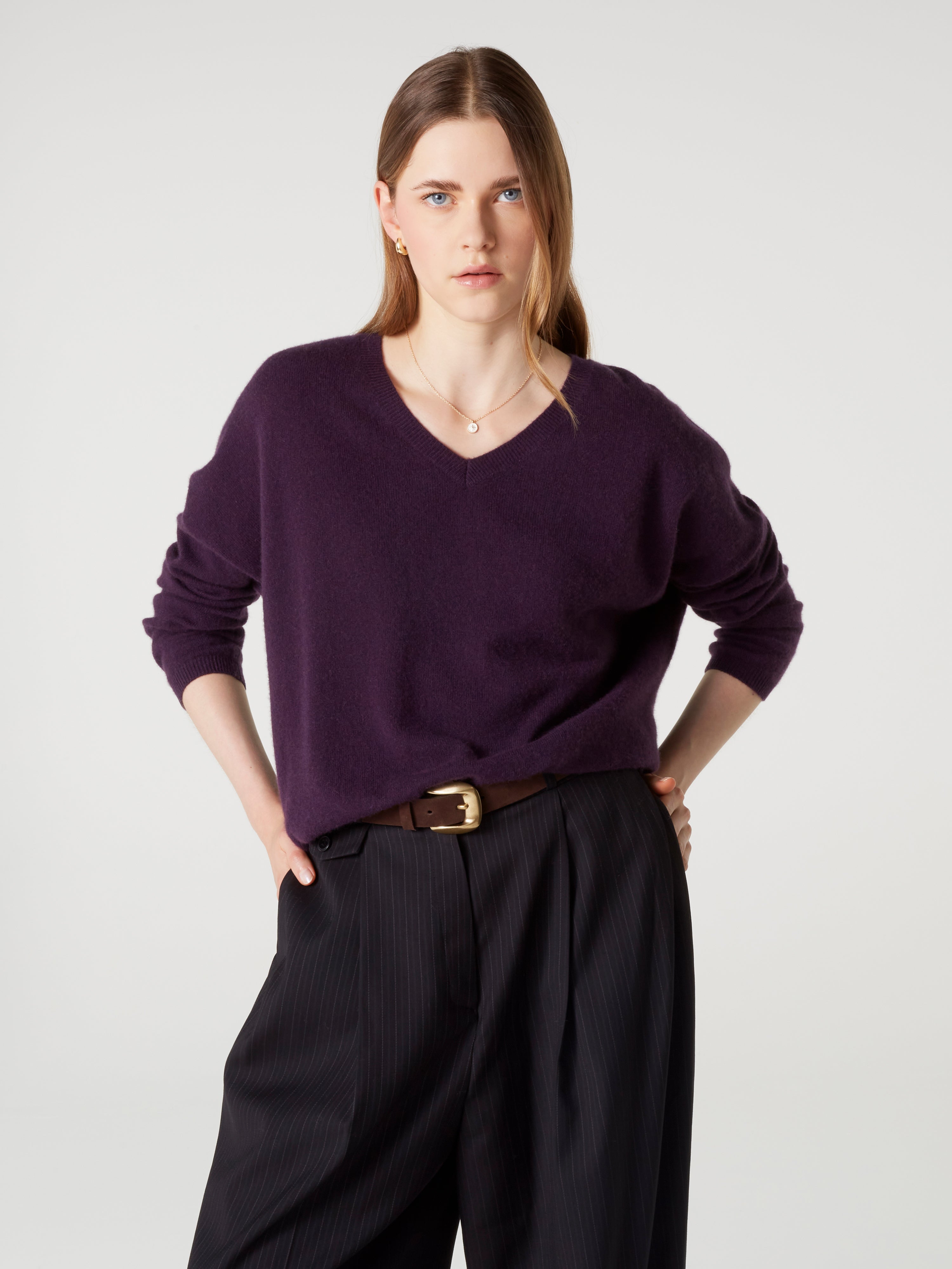 absolut-alicia-pullover-mit-v-ausschnitt-aus-100-kaschmir-iconique image 2