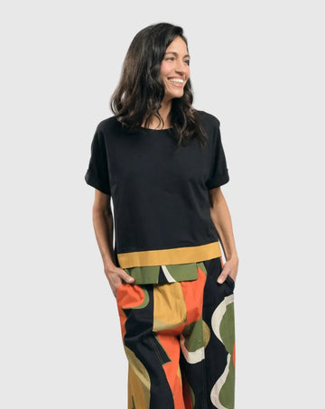 alembika-clea-cutaway-boxy-top-floral image 2