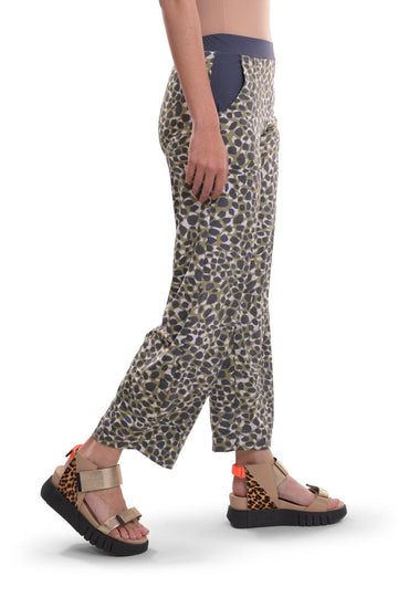 alembika-confetti-flow-pants-sage-sp134s-strickhose image 7