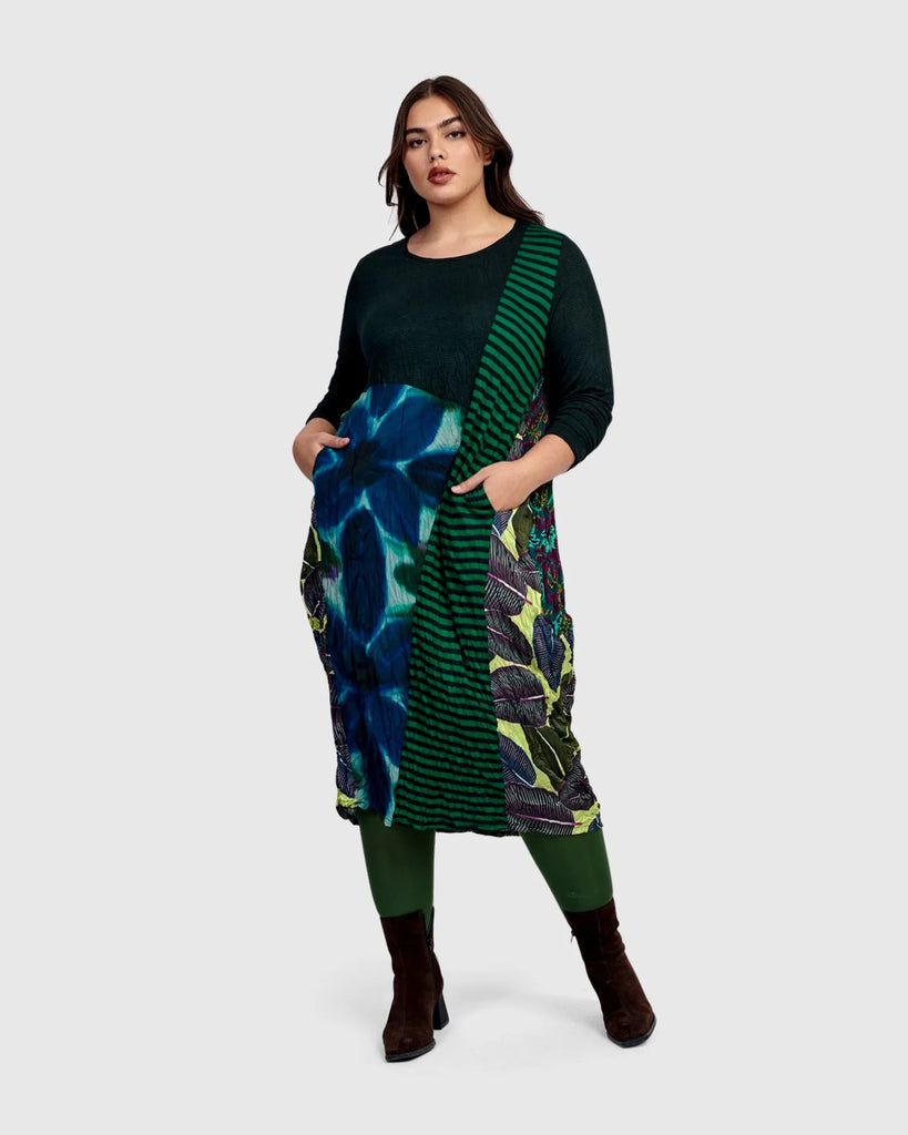 alembika-artemisia-relaxed-kleid-forest-gr-n image 1
