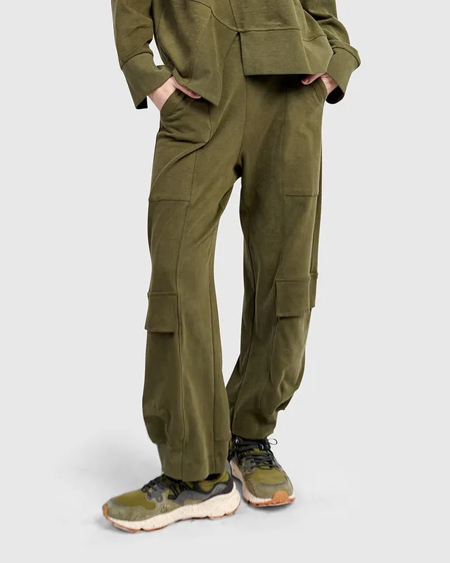 alembika-urban-cargo-sweatpants-olive image 1