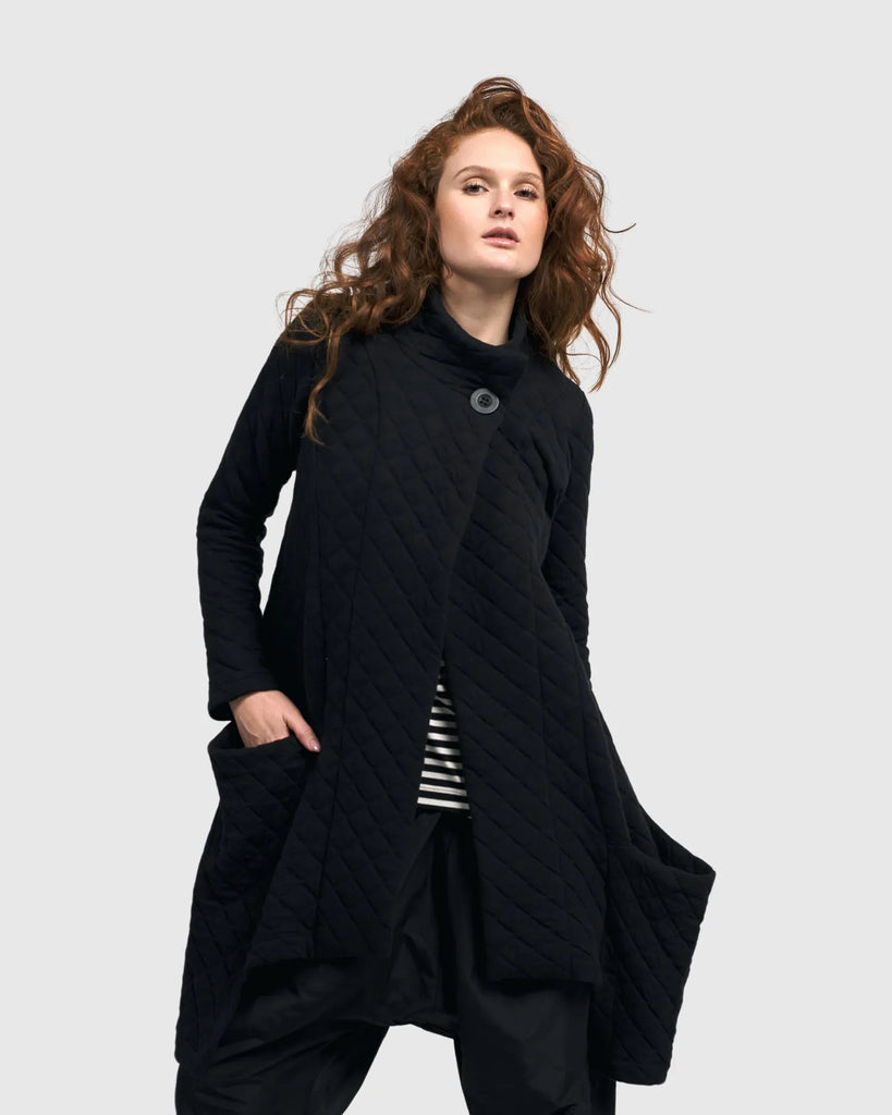 alembika-urban-chamberlain-draped-jacke-schwarz image 1