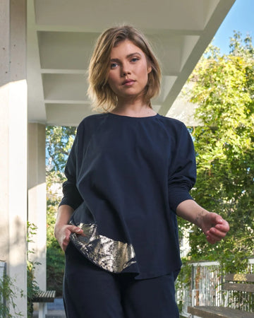alembika-calumet-relaxed-top-damen-navy image 2