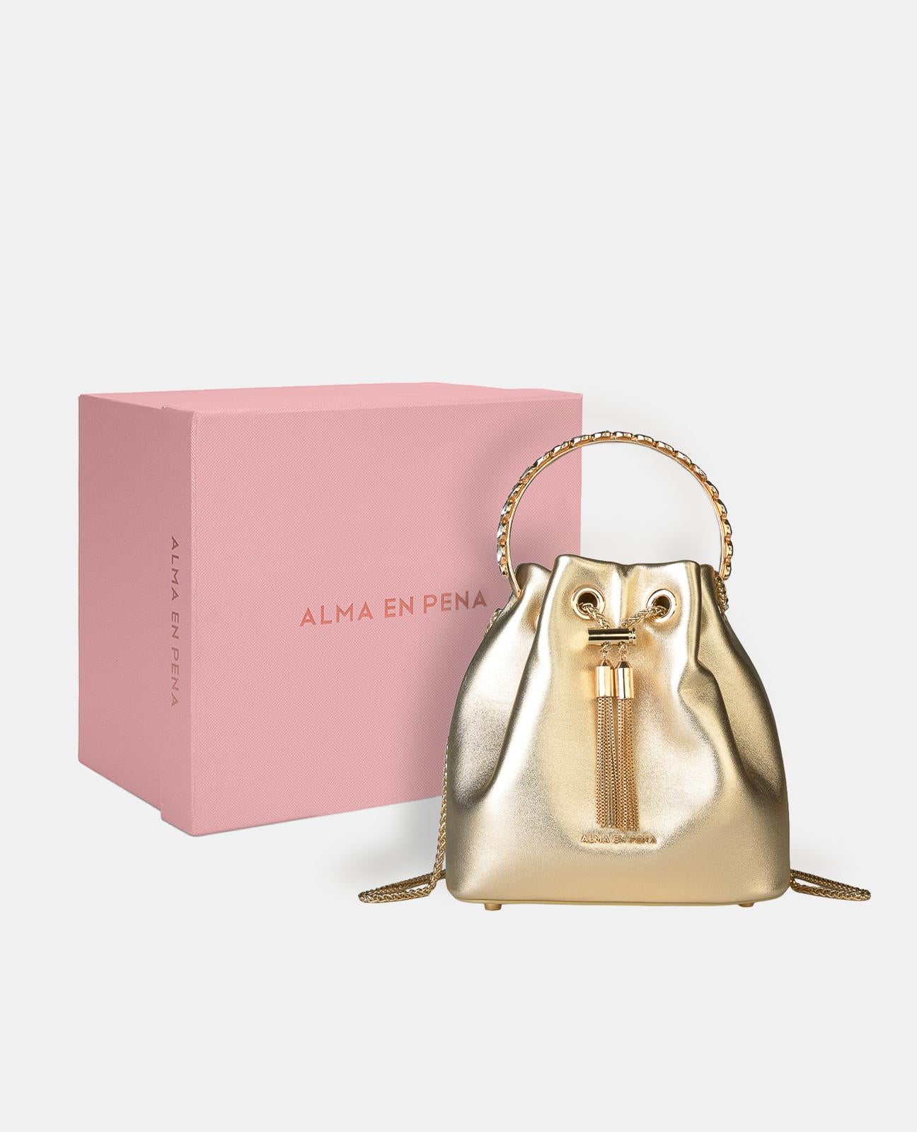 alma-en-pena-bowler-bag-mit-anh-nger-gold image 5