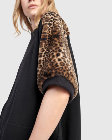 alembika-urban-shroud-top-leoprint image 2