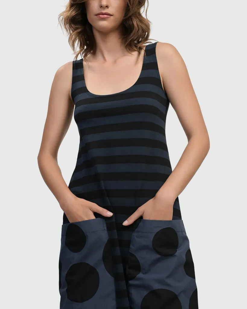 alembika-urban-maxi-tank-kleid-in-navy image 1