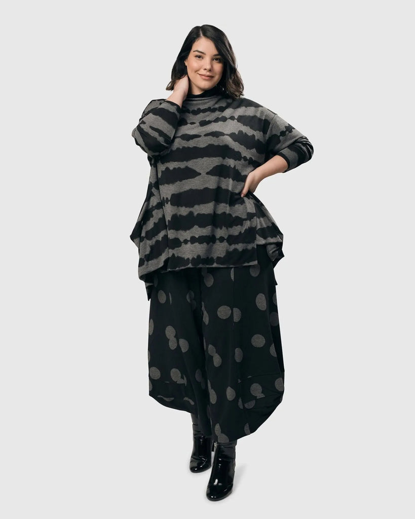 alembika-ripple-trapeze-top-tie-dye-langarmshirt image 1