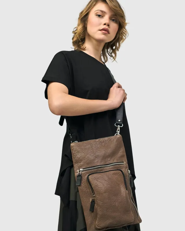 alembika-flat-stash-pouch-tasche-wood-echtleder image 1