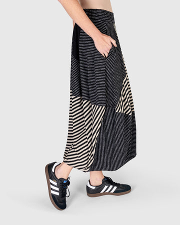 alembika-urban-johannesburg-cocoon-maxirock-stripes image 5