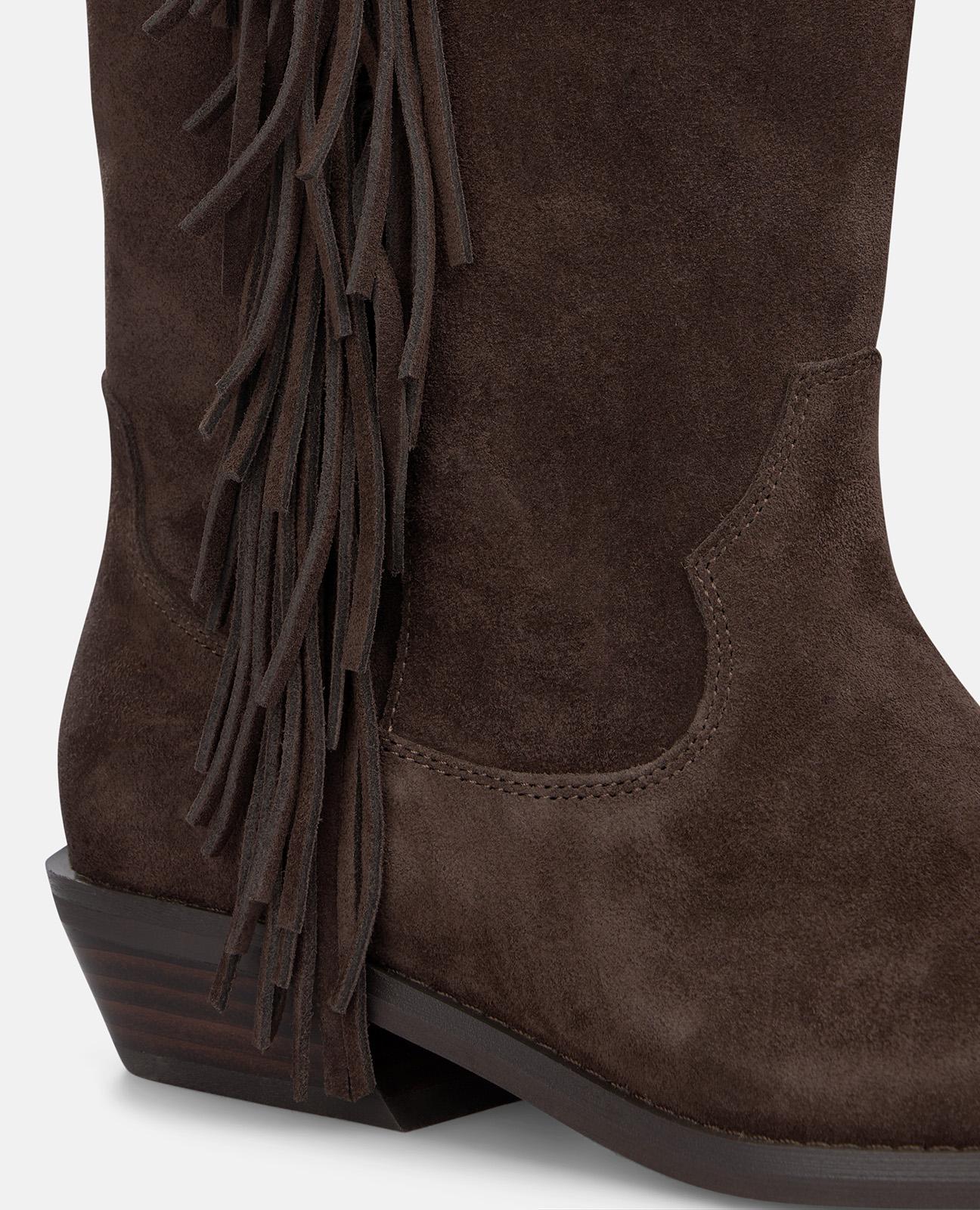 alma-en-pena-suede-cowboy-boots-mit-fransen-braun-damen-boots-flach-3-5-cm image 4