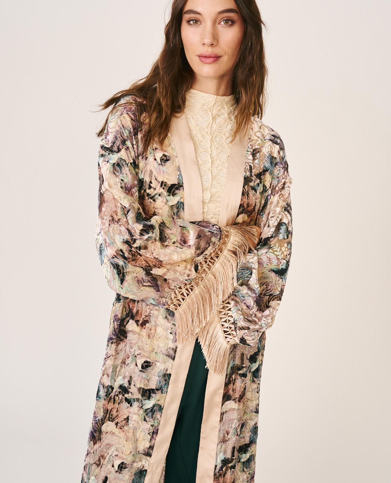 alma-en-pena-kaftan-aus-seide-mit-fransen-rosa image 1