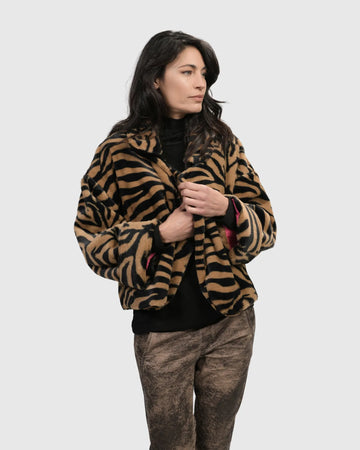 alembika-west-village-jacket-damen-jacke-mit-animal-print image 2