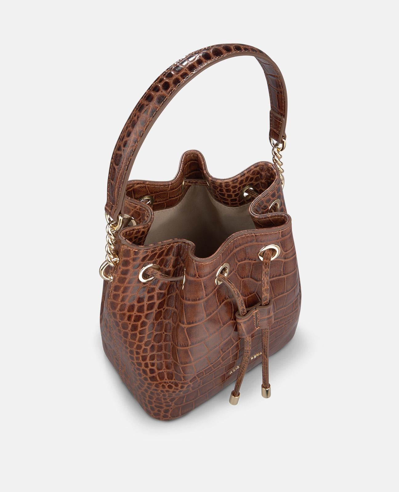 alma-en-pena-bombonera-leder-beuteltasche-camel image 6