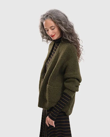 alembika-signature-cardy-strickjacke-khaki image 5