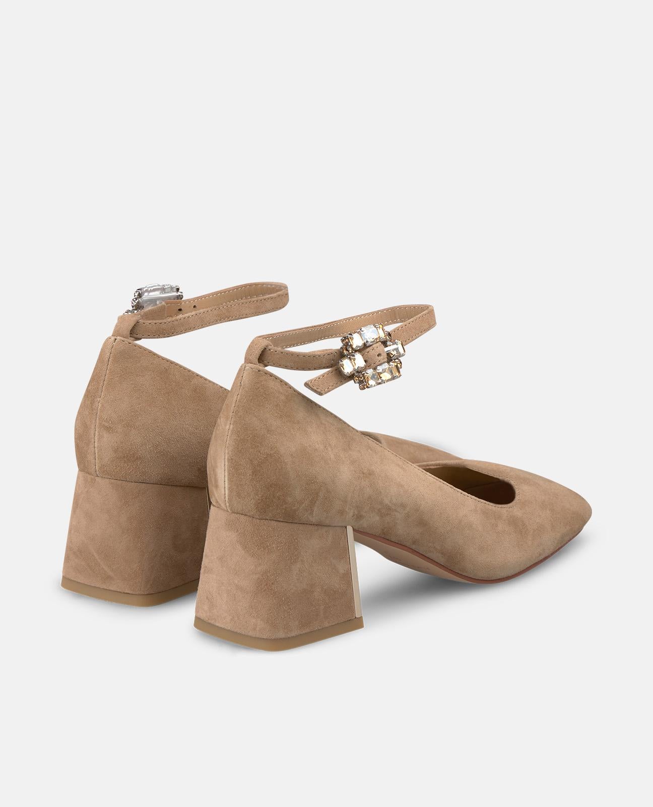alma-en-pena-alfa-61410-pumps-camel-eckige-spitze-strass-schnalle-6-cm image 3