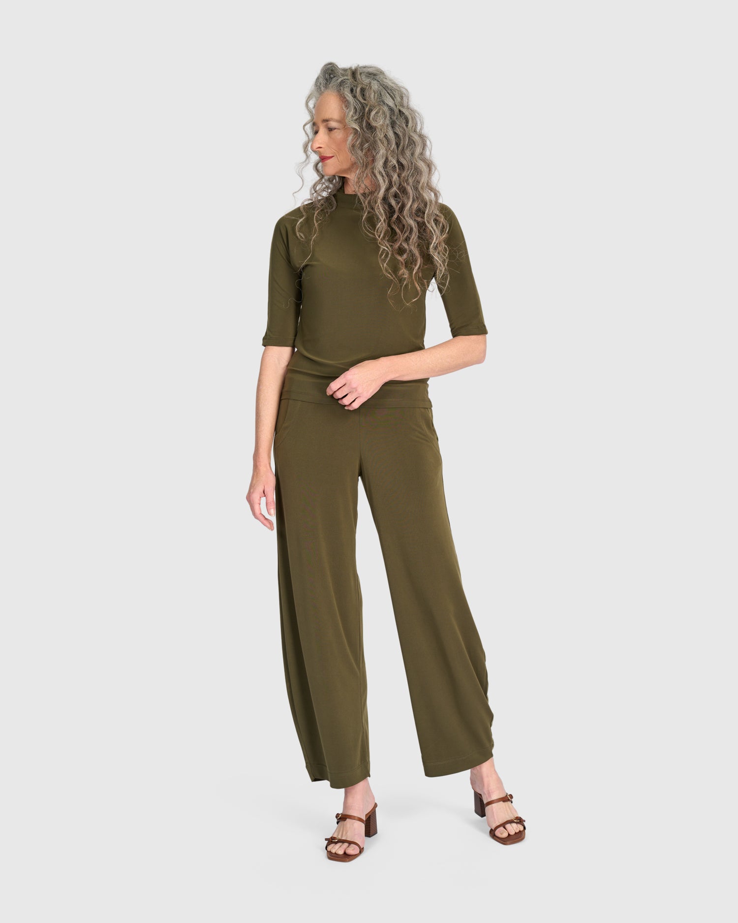 alembika-essential-slinky-flow-pants-khaki image 2