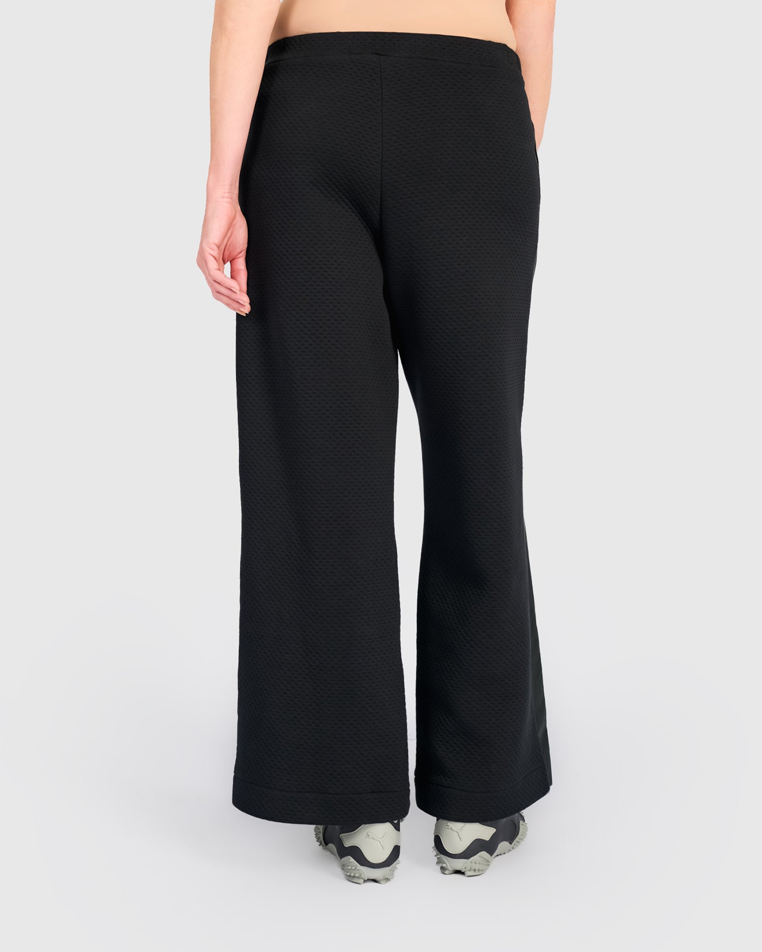 alembika-urban-dimpled-straight-pants-black-gerade-hose-mit-high-rise image 5