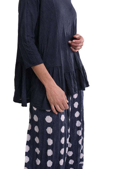 alembika-cara-crinkle-top-navy-3-4-arm-pullover image 2