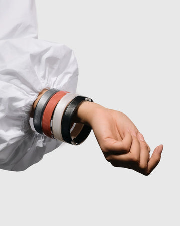 alembika-minimalist-bangle-armreif-starlight image 5