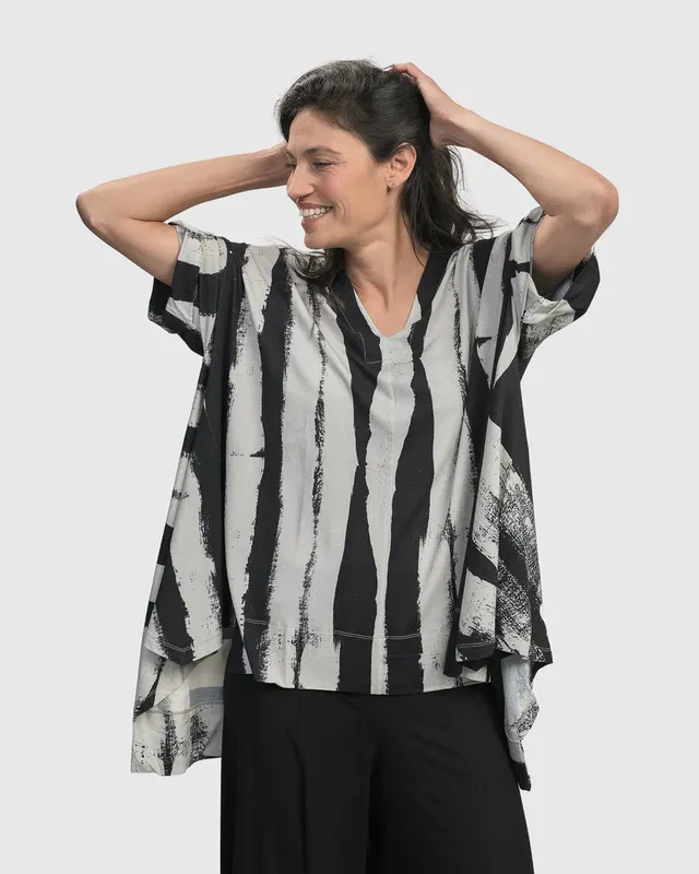 alembika-charisma-v-neck-trapeze-top-grunge image 1