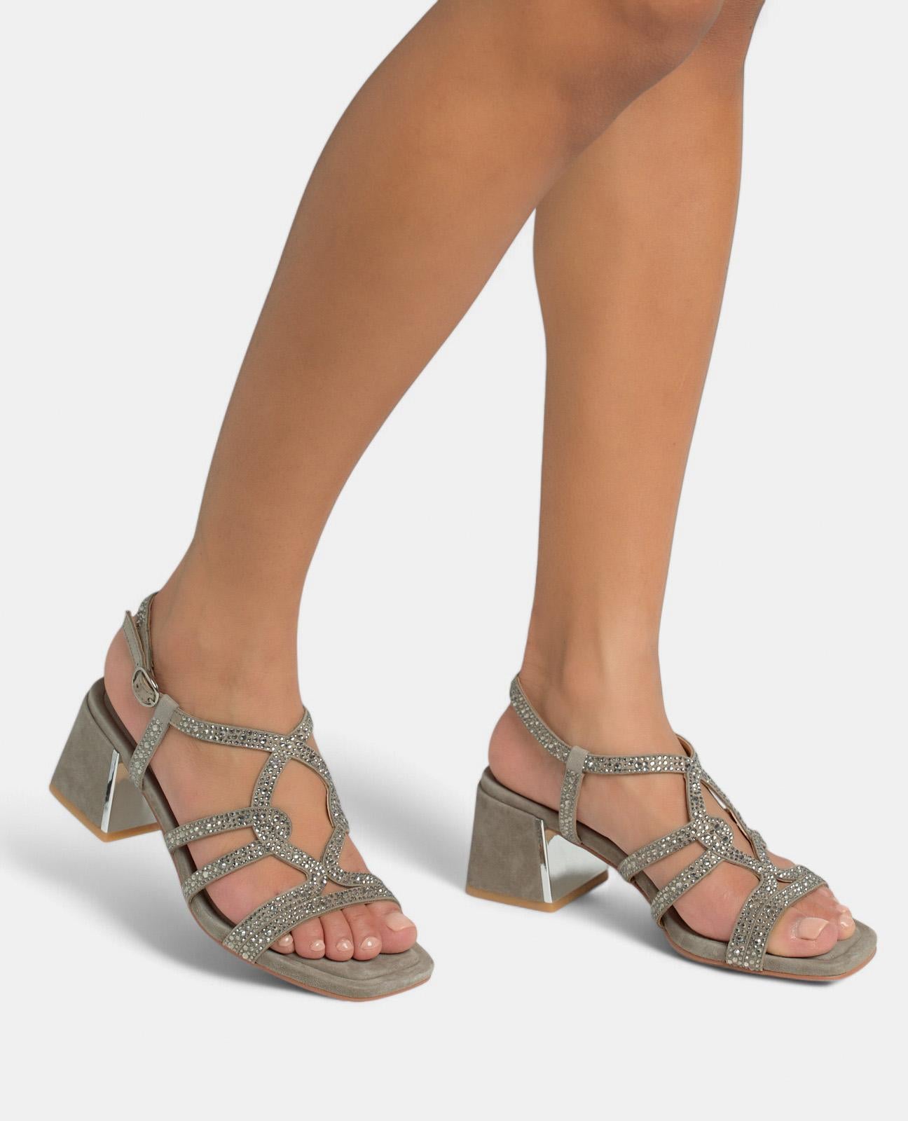 alma-en-pena-sandal-with-square-heel-strass-sandale-grau-6-cm image 4