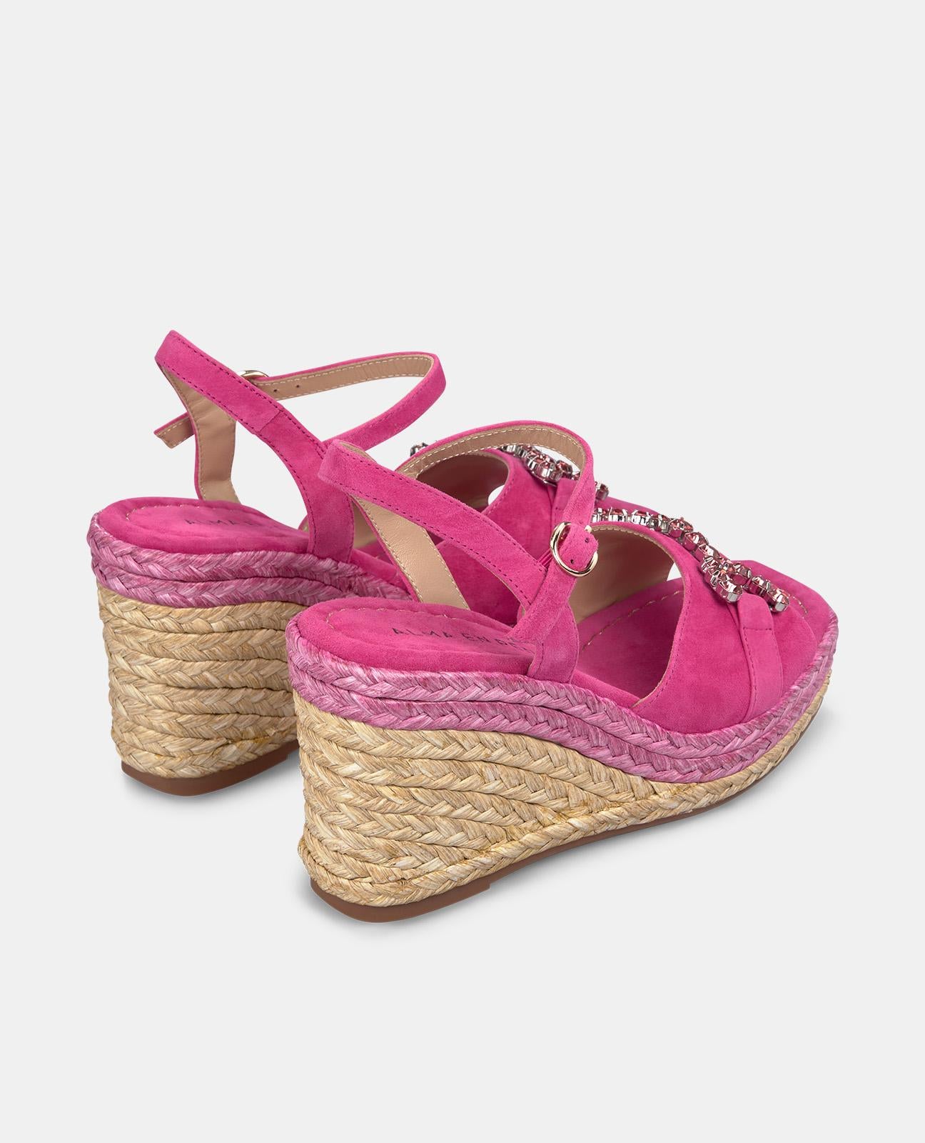 alma-en-pena-wedge-with-stirrup-beads-keilsandale-in-fuchsia-9-8-cm image 3