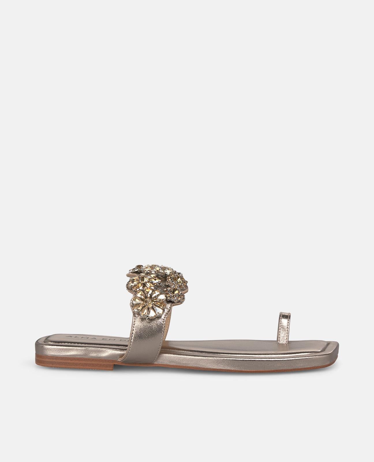 alma-en-pena-toe-sandal-ornament-bronze-flach-1-cm image 1