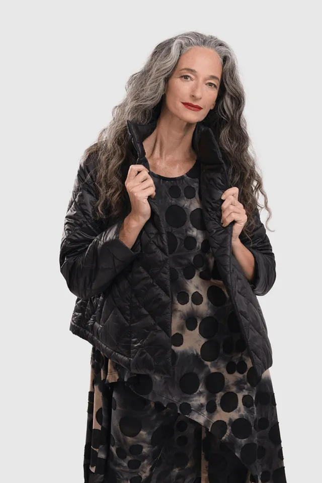 alembika-ether-crop-jacke-schwarz image 1