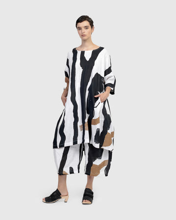 alembika-urban-amsterdam-oversized-dress-zebra-kleid image 7