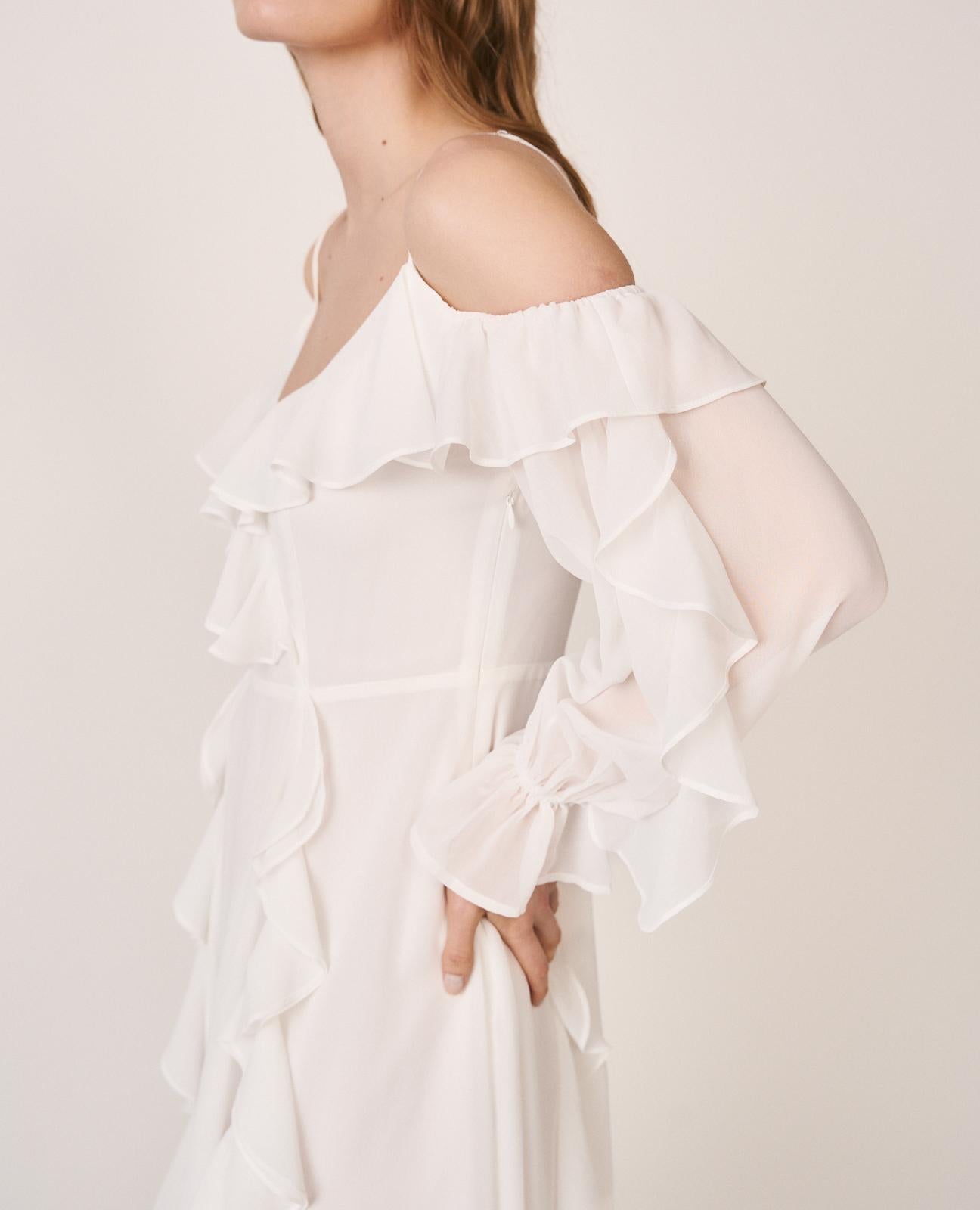 alma-en-pena-langarm-midi-kleid-off-shoulder-wei image 4