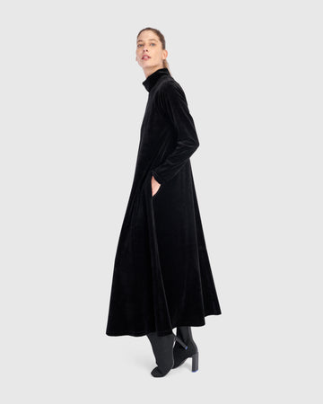 alembika-everyday-velvet-maxikleid-schwarz image 4