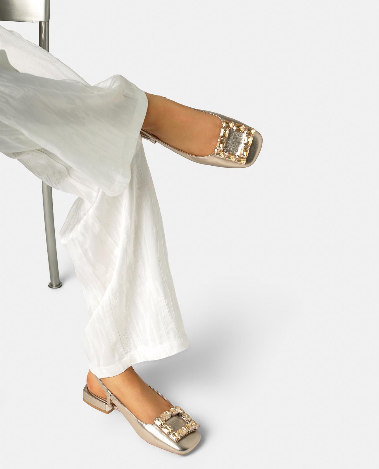alma-en-pena-slingback-flachschuh-mit-metallschnalle-bronze-2-cm image 5