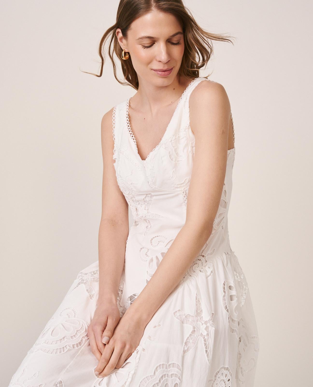alma-en-pena-midi-straps-midikleid-mit-v-ausschnitt image 4