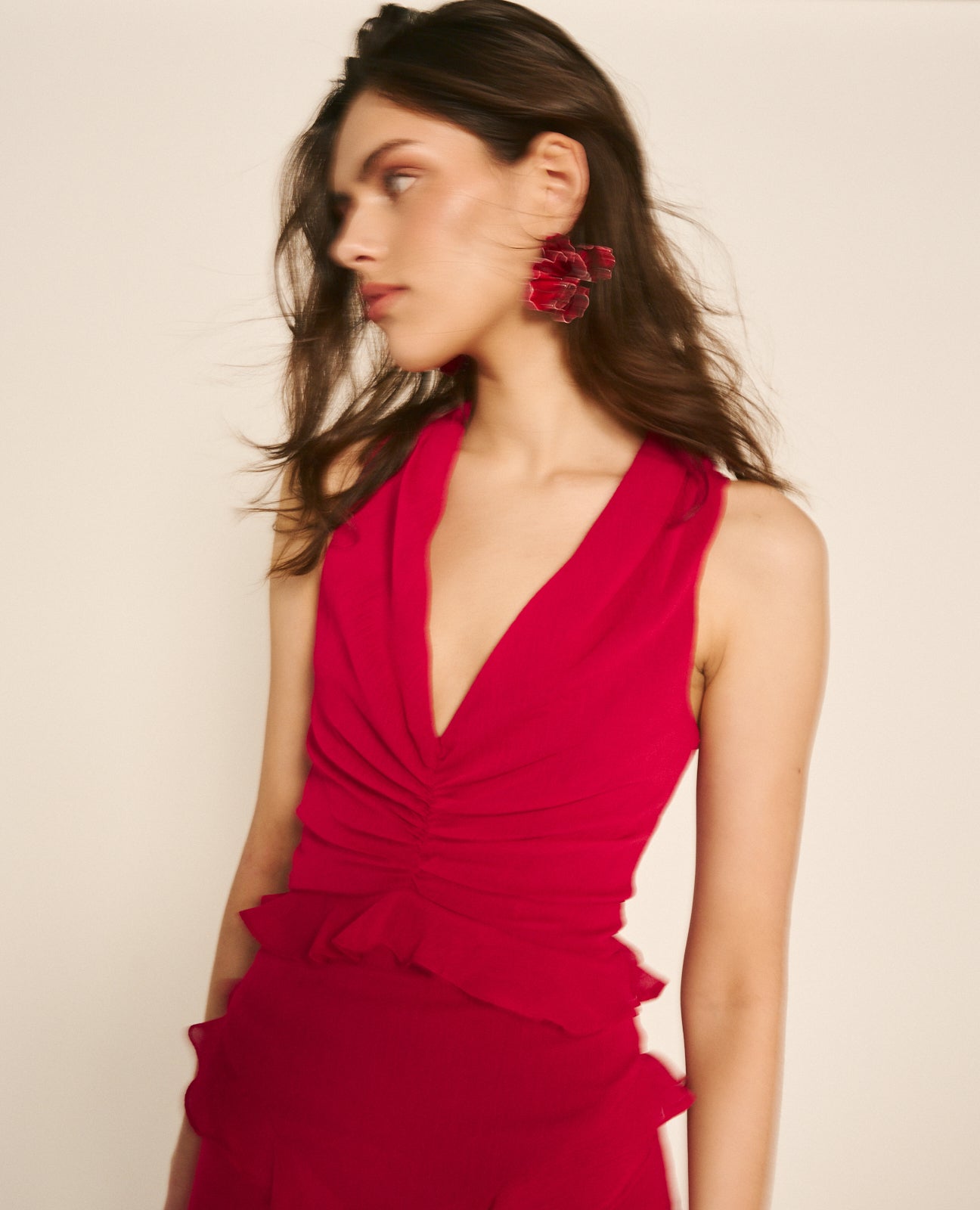 alma-en-pena-cross-back-dress-midi-kleid-in-rot-mit-gekreuztem-r-cken image 4