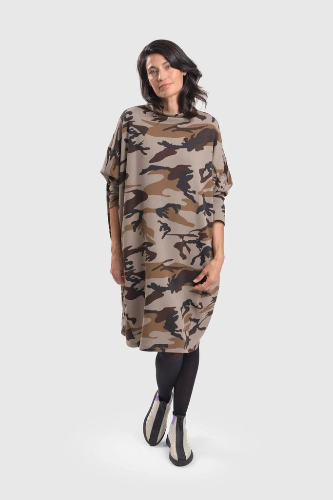 alembika-urban-dolman-kleid-damen-braun-camo image 1