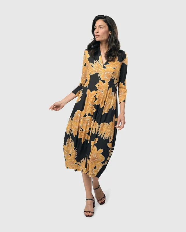 alembika-island-cocoon-kleid-gold image 1