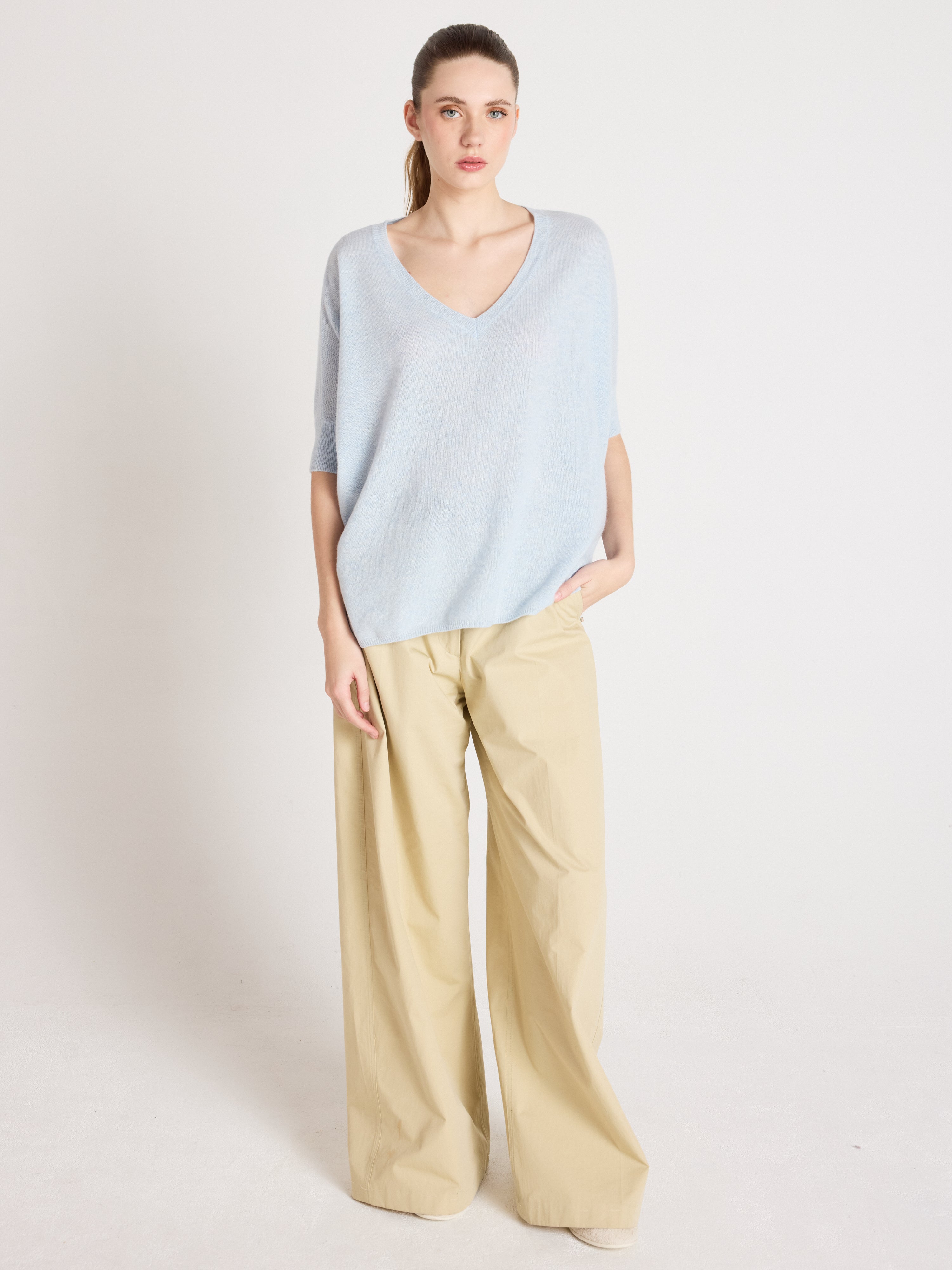 absolut-kate-pullover-poncho-100-kaschmir-v-ausschnitt-kurzarm-hellblau-heathere image 2