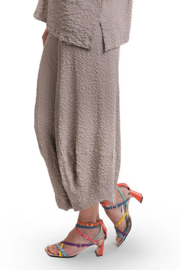 alembika-mika-crepe-punto-hose-stone-sp1 image 2