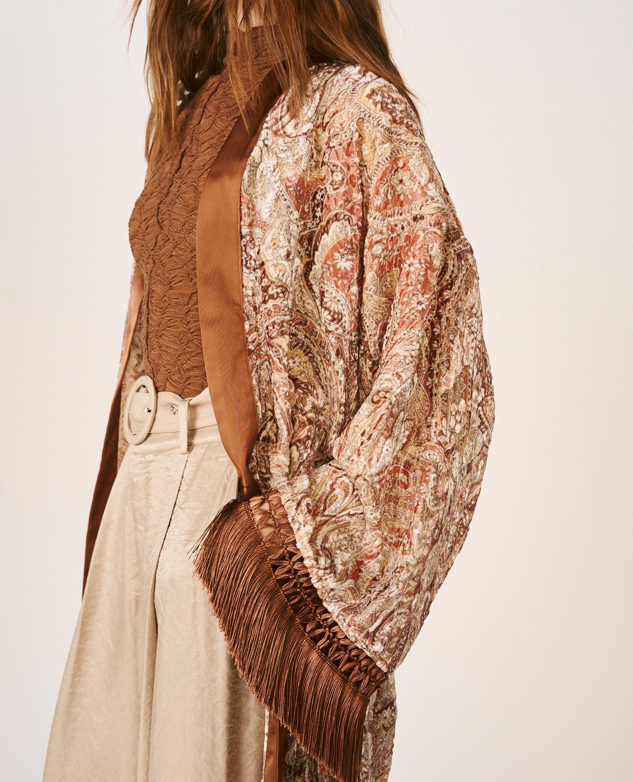 alma-en-pena-paisley-caftan-braun-damen-kimono-mantel-devor-samt-mit-fransen image 5