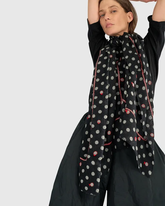 alembika-patty-schal-midnight-dot image 1