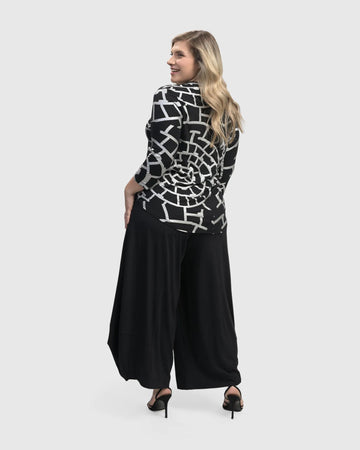 alembika-hypnotic-signature-v-neck-top-silver image 6