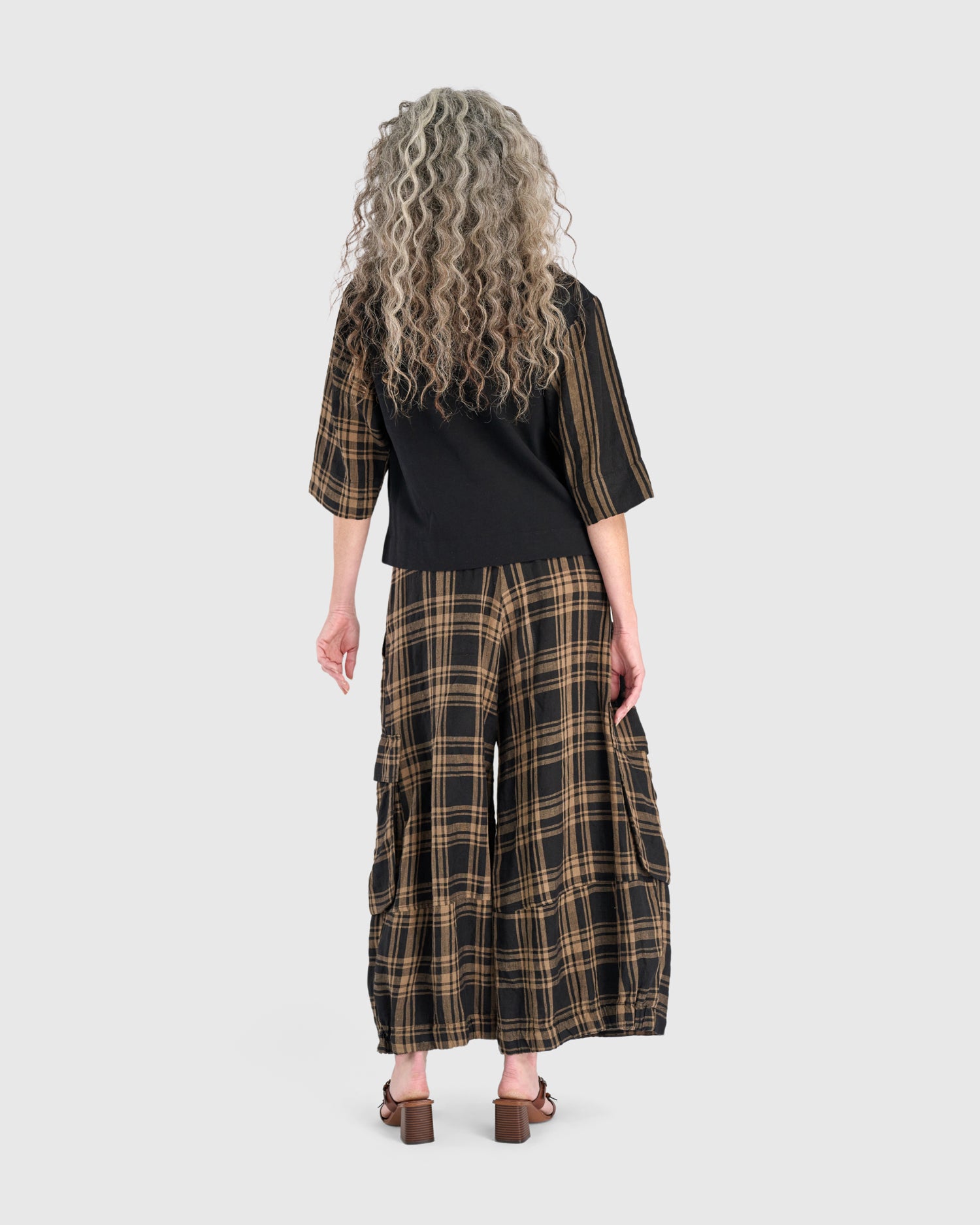 alembika-vetiver-mix-material-top-schwarz-sepia image 5