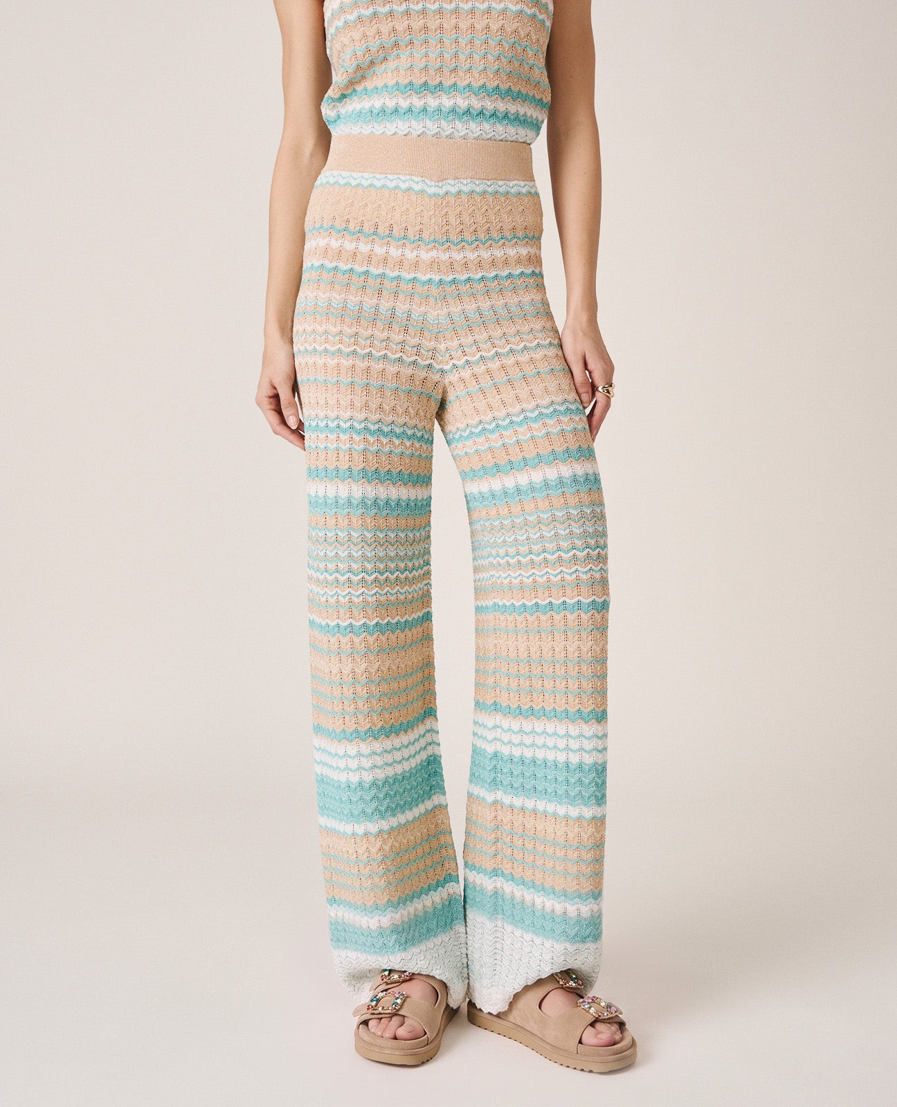 alma-en-pena-straight-knit-trousers-strickhose-blau image 3