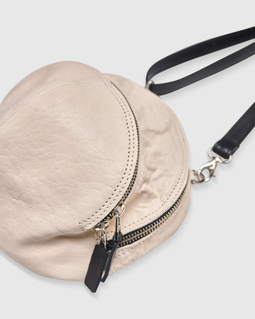 alembika-circle-canteen-tasche-ivory-leder image 3