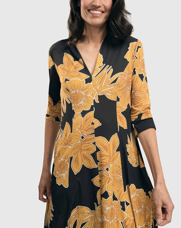 alembika-island-cocoon-kleid-gold image 7